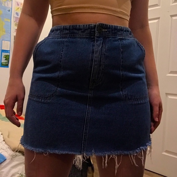 Denim skirt with adjustable waist synching 💘 size 12 - Picture 1 of 6